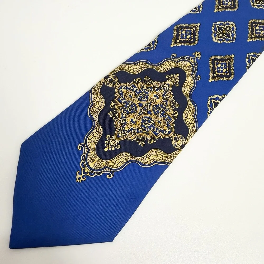 Versace description men